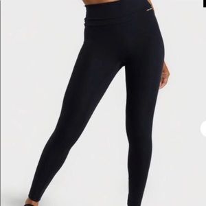 Whitney Simmons x Gymshark leggings